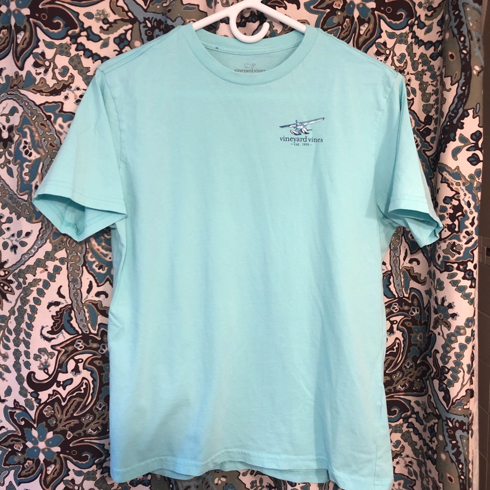 Vineyard Vines T-shirt